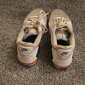 6.5 white Nike shoes